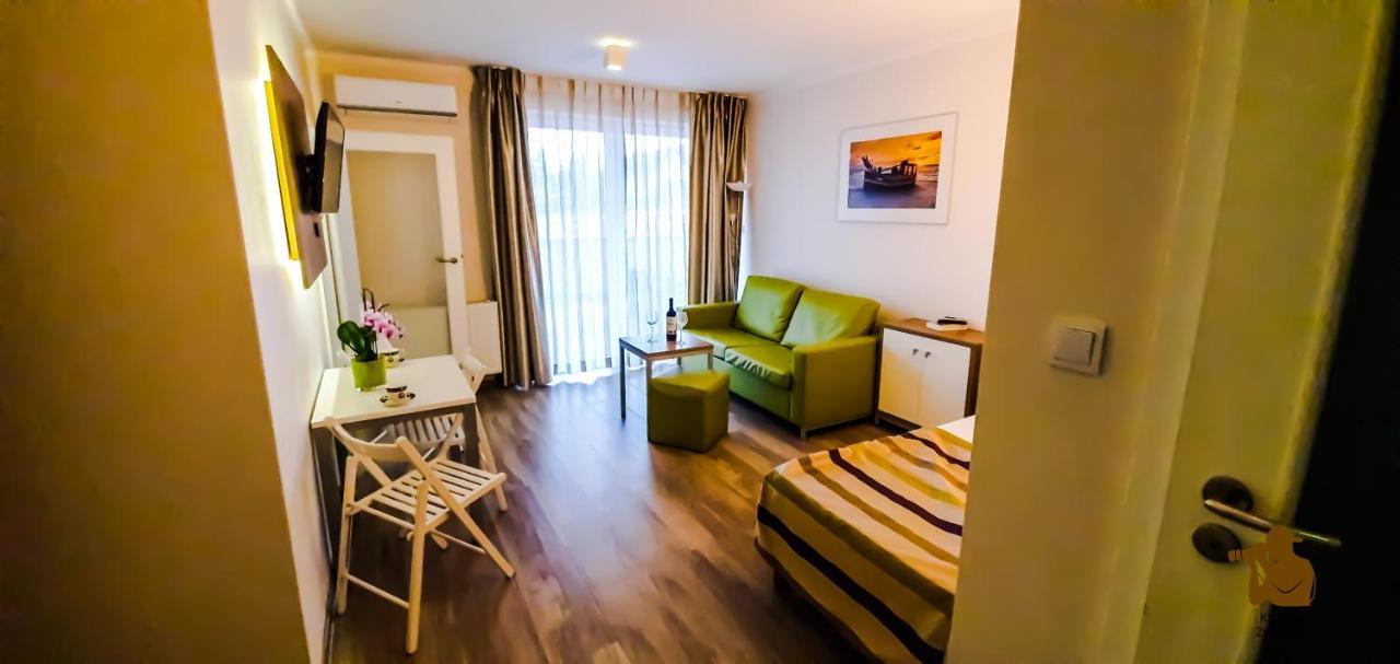 Baltic Cliff Apartamenty นีคอร์เซ ภายนอก รูปภาพ